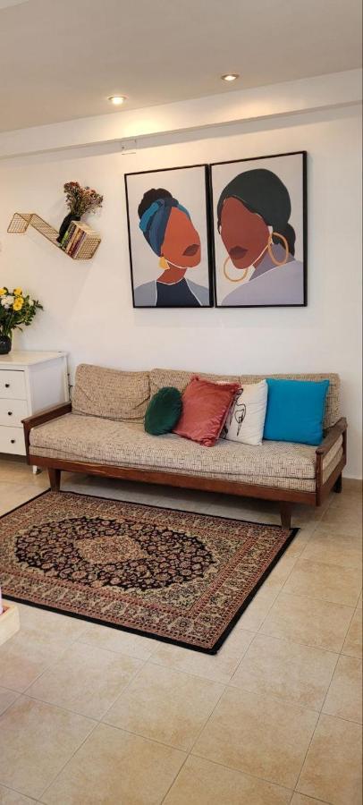 דירה לזוג על שוק מחנה יהודה Apartment Йерусалим Екстериор снимка