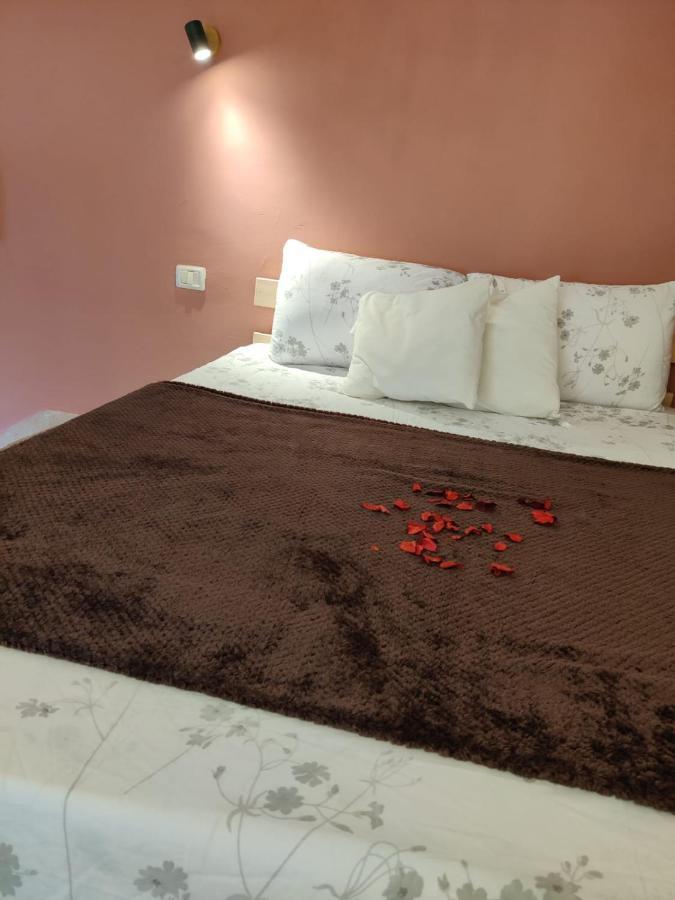 דירה לזוג על שוק מחנה יהודה Apartment Йерусалим Екстериор снимка