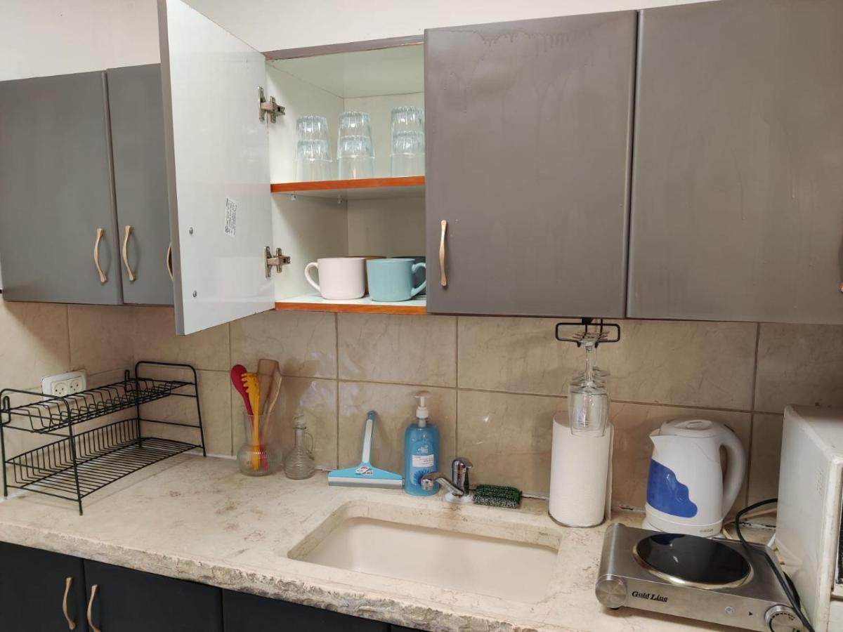 דירה לזוג על שוק מחנה יהודה Apartment Йерусалим Екстериор снимка